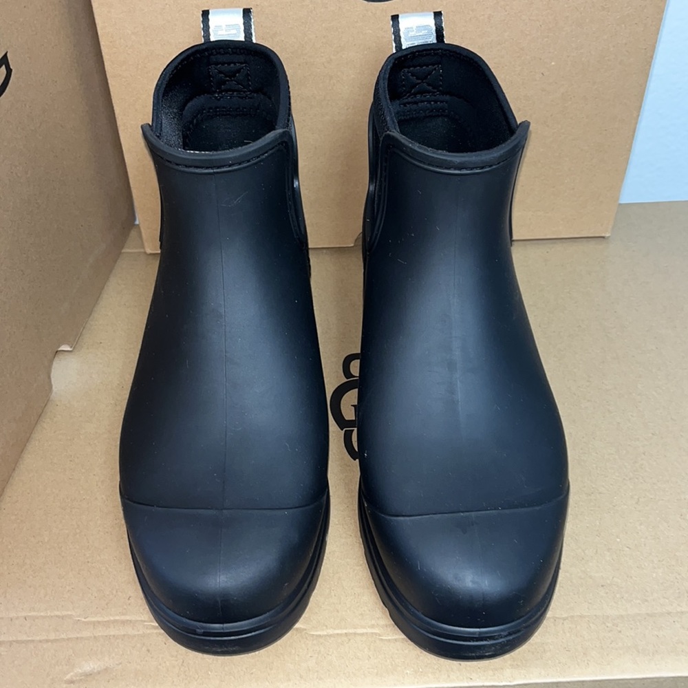 UGG DROPLET - Picture 2 of 6